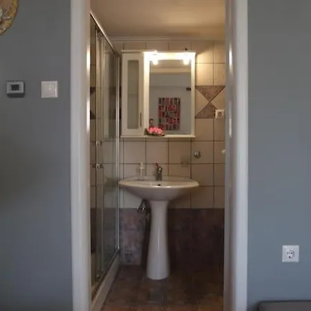 Apartmán Lux δυάρι με Parking στο κέντρο