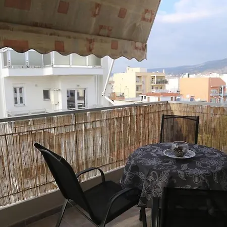 Lux δυάρι με Parking στο κέντρο * Volos