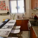 Lux δυάρι με Parking στο κέντρο Lägenhet