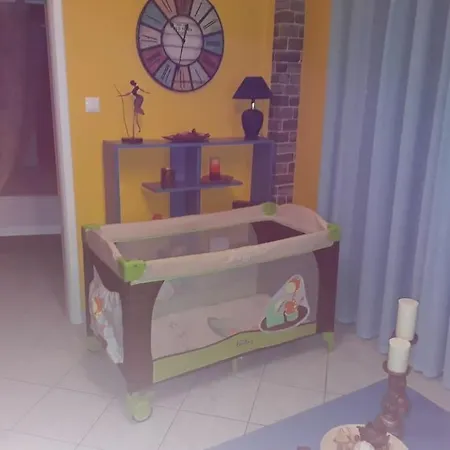 Lux δυάρι με Parking στο κέντρο Appartement Vólos